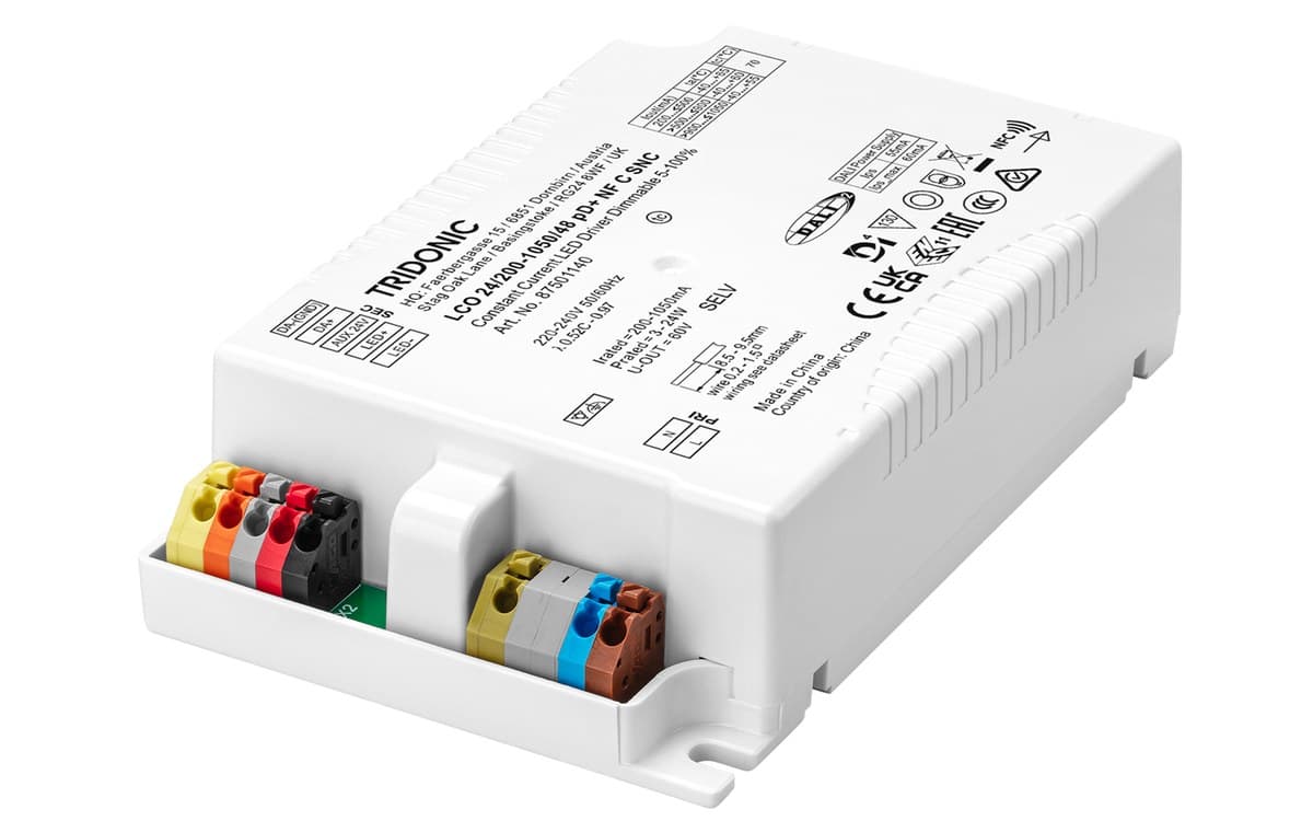 Historic Luminaires Ready for the Smart City