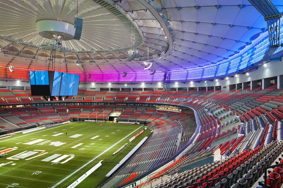 BC Place Stadium Scores on the Vancouver Skyline With Lumenpulse LED Fixtures