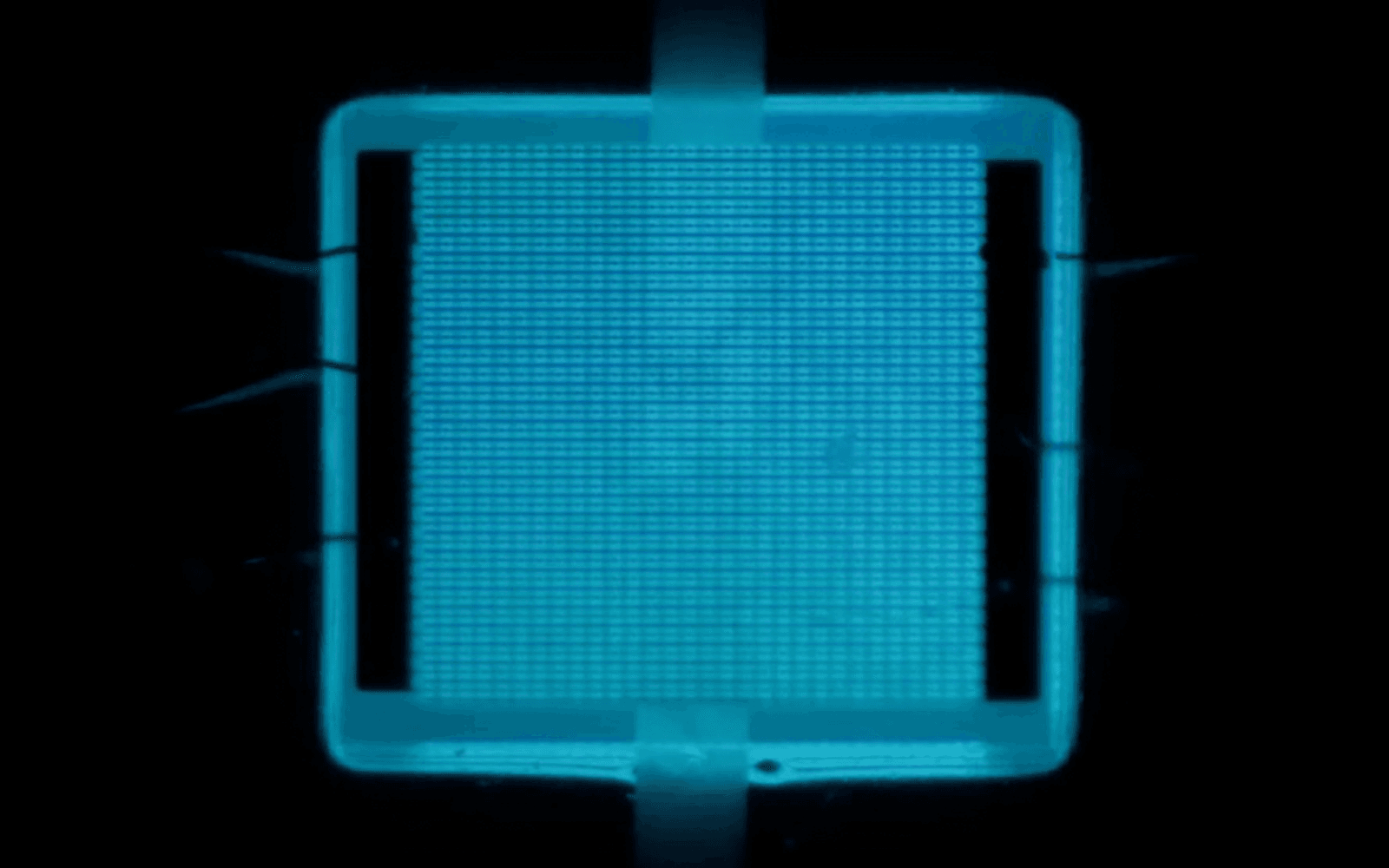 Porotech Announces World’s First “All-In-One” Full-colour MicroLED Display