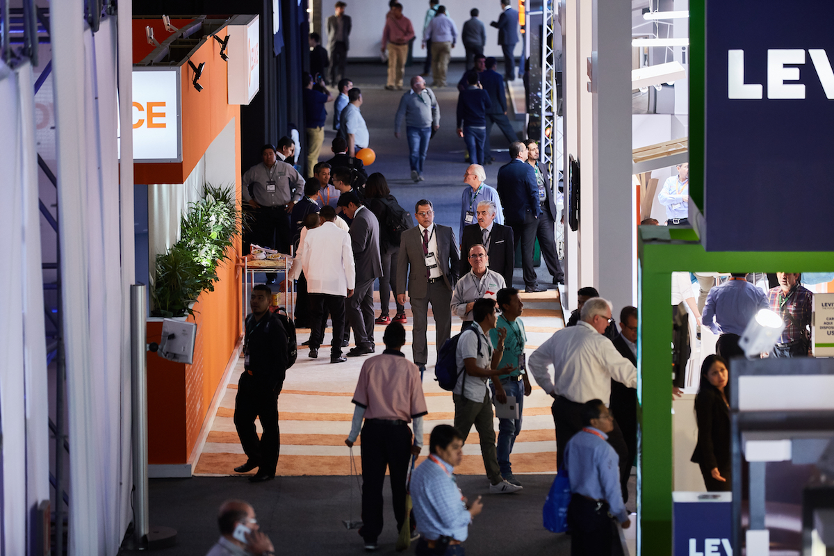ELA EXPO LIGHTING AMERICA 2018 - Light, Design & Comfort