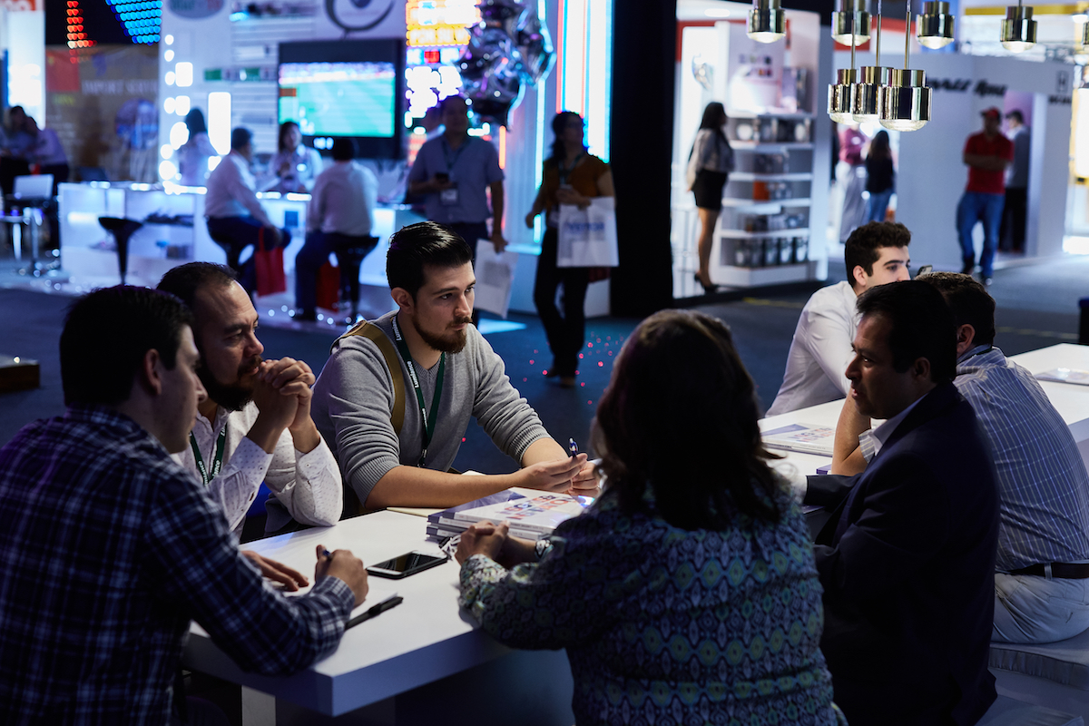 ELA EXPO LIGHTING AMERICA 2018 - Light, Design & Comfort