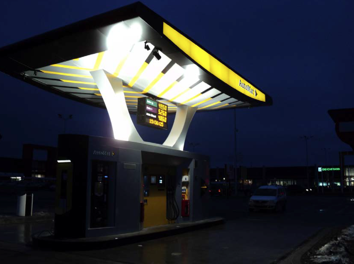 Practical Results of a Gas Station Refurbishment with LED Luminaires by the Electromagnetica SA Semiconductor Lighting Centre