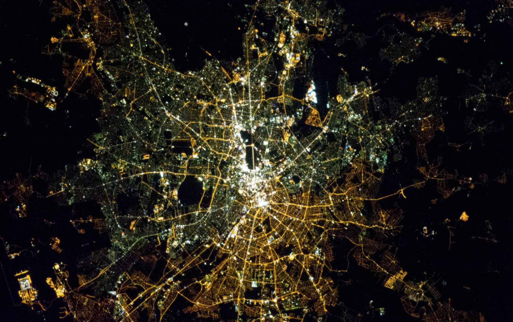The Value of Dark Skies - About Environmentally Friendly Lighting by the International Dark-Sky Association (IDA)